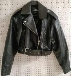 完売】ザラ ZARA クロップド丈 フェイクレザー ジャケット S - メルカリ