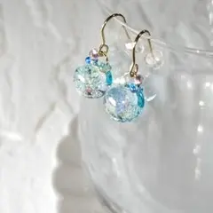 No1046大粒夢ブルーオーロラバブル鈴丸ゴールドフックピアス　316L