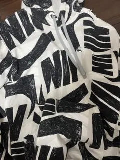 Item thumbnail for item f20495fb-9f28-485f-9629-f32558772ba8