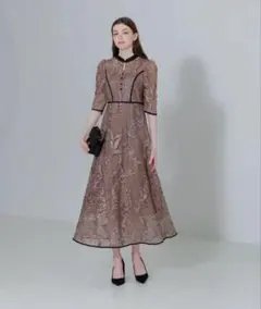 花柄チュールパフスリーブワンピースドレス　結婚式ドレス