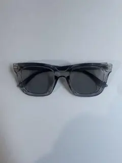 値下げ交渉不可【5月まで限定発売】ジェントルモンスターサングランス