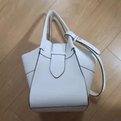 ホワイト バケット型 トートバッグ