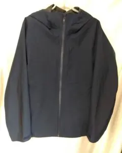 ユニクロ ブロックテックパーカー ネイビー М