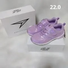 瞬足スニーカー22.0