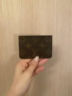 LOUIS VUITTON（ルイヴィトン）　カードケース