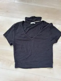 GYDA チョーカーネック 半袖 Tシャツ ブラック Fのサムネイル