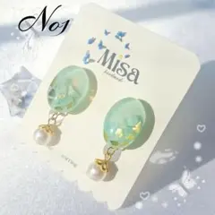 小ぶり　揺れる　パールイヤリング/ピアス　レジン　天然石　春　ハンドメイド＊1