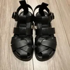 ZARA 今季完売　キッズサンダル　32