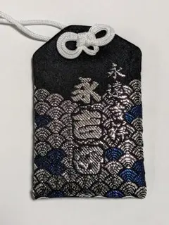 Item thumbnail for item 7df32098-8377-42f9-acd3-2e5626801d56