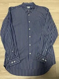 【最終価格】ネイビーとホワイトのストライプ ボタンダウンシャツ ユニクロ