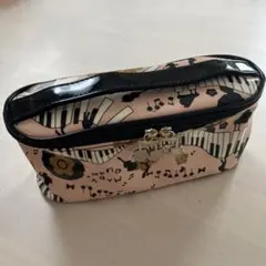 MARY QUANT マリークワント ポーチ ピアノ柄のサムネイル