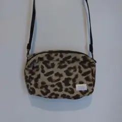 ビームスライツ　レオパード柄　ショルダーバッグのサムネイル