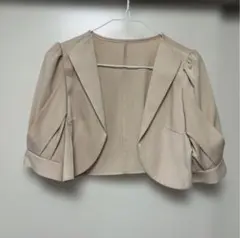 最終価格【美品】ベージュ サテン風　パフスリーブ ジャケット Mのサムネイル