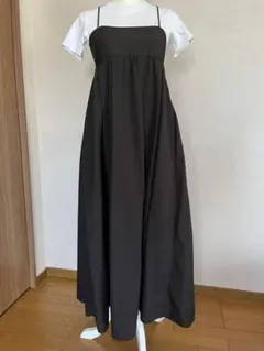 ❤️オシャレ❤️キャミワンピース❤️黒ジャンパースカート　身幅の調整可能　ポケット付