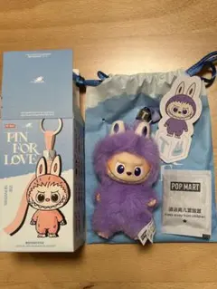 LABUBUラブブ PIN FOR LOVE 「T」 ぬいぐるみペンダント