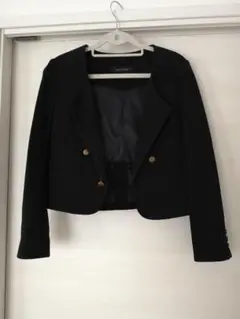 黒 テーラードジャケット