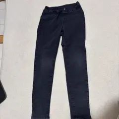 GU ダークグレー スリムフィットパンツ