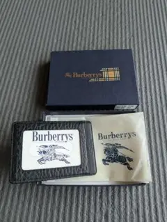 BURBERRY　バーバリー　パスケース
