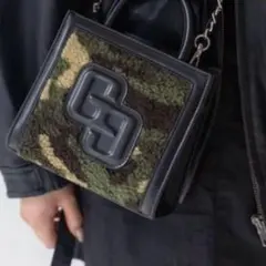 GYDA 2WAY チェーンショルダーミニスクエアバッグ　ボア　GY-B335