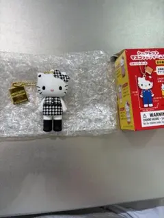 新品✨ハローキティ展　シークレットマスコットチャーム　千鳥格子