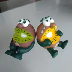 キウイブラザーズ　フィギュア2体