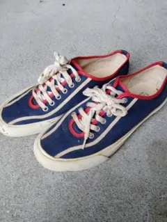 Item thumbnail for item 56f37001-ce4d-4d3e-b2fd-4cb8d5a093cc