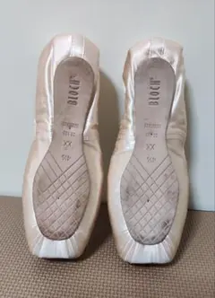 Item thumbnail for item ecb56ac8-d1d6-4961-bf61-a370a1275f94