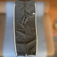 アディダス　裏起毛ウインドブレーカーパンツ　ブラック　150