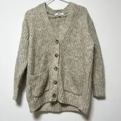 UNIQLO ベージュ ニットカーディガン