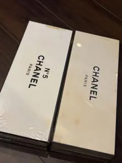 CHANEL石鹸・香水2箱のサムネイル