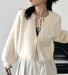 Louere ショート丈シャギーリボンニットカーディガン