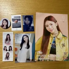 NiziU マヤ ラントレ ステッカー 缶バッジ フォトカード フライヤー