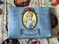 シンデレラ ポーチ 未使用タグ付き　ディズニー　プリンセス