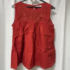 UNIQLO 赤色 刺繍 ノースリーブチュニック M