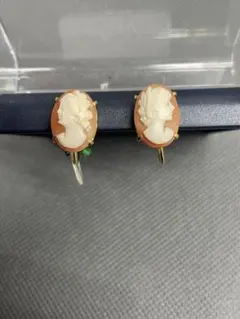 Item thumbnail for item fdf0c847-3c3d-49dd-830a-43b7ca770368