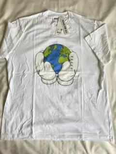 ④KAWS Uniqlo Tシャツ XXLサイズ 白 カウズ ユニクロ