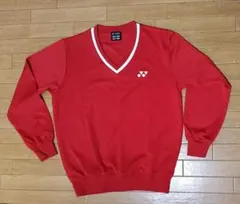 YONEX Vネック トレーナー レッド Mサイズ