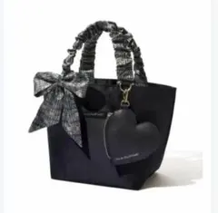 ジルスチュアート マルチトートバッグ・スカーフ・ ハート形ポーチ 3点セット