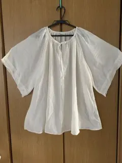 earth ホワイトブラウス レース袖