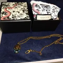 美品！ GUCCI グッチ ネックレス ゴールド 香水ボトル 90A - メルカリ