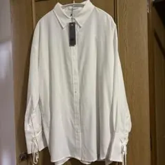 美品＊JEANASSIS ホワイトロングシャツ 袖リボン付き
