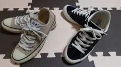 CONVERSEベージュのオールスターと、ブラックのネクスター2足セット