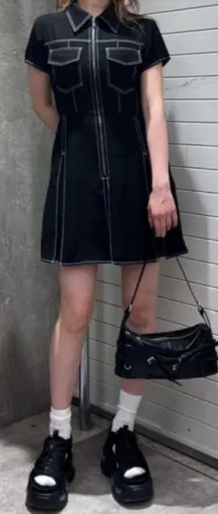 SLY FRONT ZIP PLEATS ショートワンピース スライのサムネイル