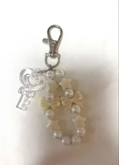 ハンドメイド チャーム 鍵 リボン 星 パール