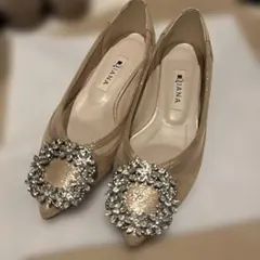 Diana ビジュー付きフラットシューズ