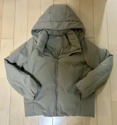 ユニクロ　ハイブリッドダウンパーカー　レディース　S