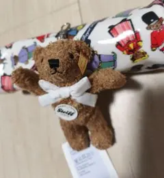 Item thumbnail for item 7966dc1d-9e17-46b8-b789-97d3705a784b