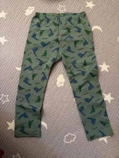 ユニクロ　恐竜柄　10分丈