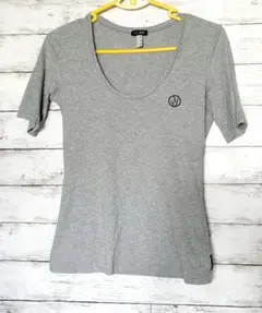 アルマーニ ジーンズTシャツ 半袖 XSサイズ 夏服 レディースのサムネイル