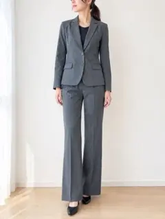 レディース パンツスーツ セットアップ グレー　ビジネス【ユニクロ】